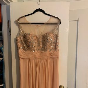BLUSH PINK GOWN SIZE L/XL
